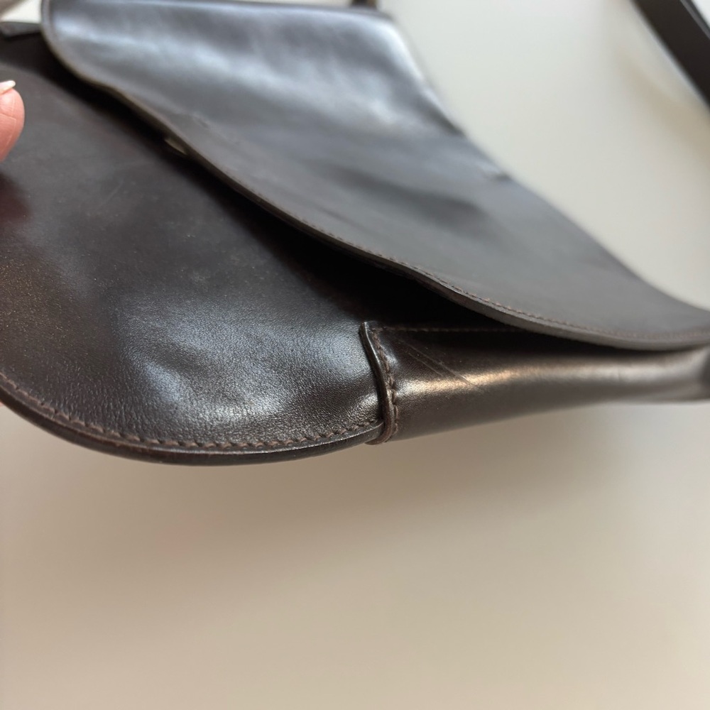 Prada Slim Chocolate Brown Leather Shoulder Bag - Classic Elegant Minimalist - Picture 3 of 13